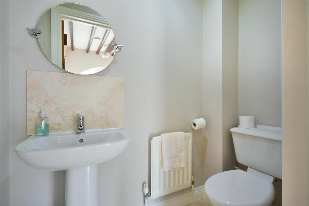 Goldfinch Villa Lucker Exterior foto