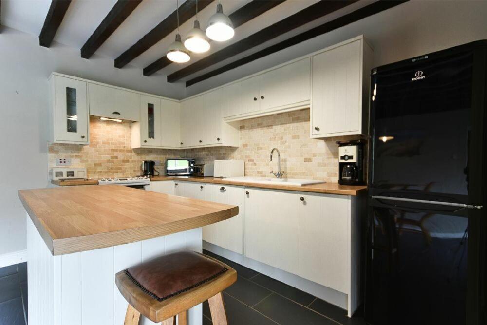 Goldfinch Villa Lucker Exterior foto