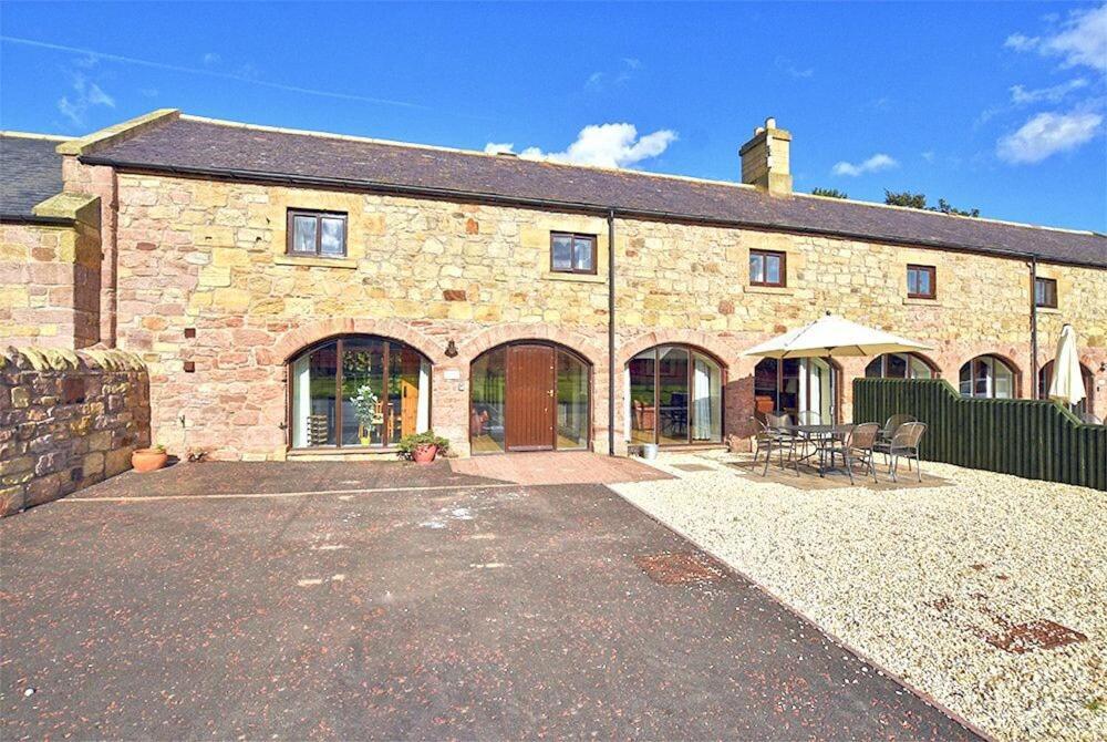 Goldfinch Villa Lucker Exterior foto